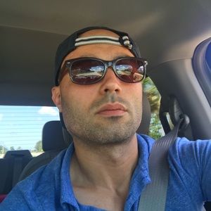 Meet your Posher, Eric